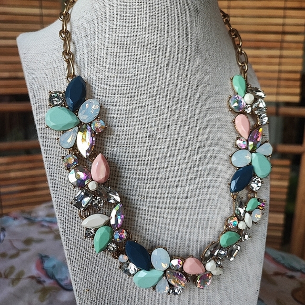 J. Crew Rhinestone Opaque Gems Exquisite Pastel Navy Formal Necklace Gold Tone - Picture 5 of 13